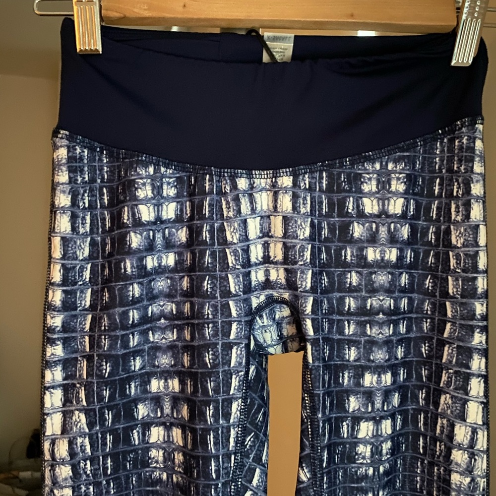 NWT Prismsport Leggings from Bandier - Picture 2 of 10